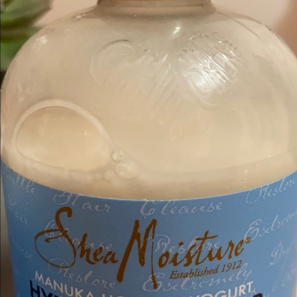 Shea Moisture Shampoo and Conditioner - Picture 6 of 6